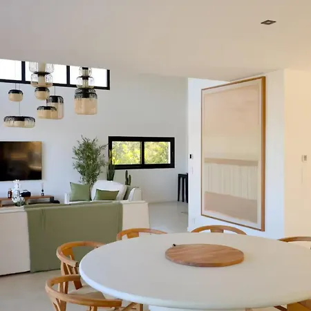 Somptueuse De 5 Pièces Habitación en casa particular *